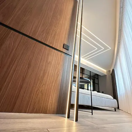 Apartment Boudoir Tower - 15th Floor Cluj-Napoca