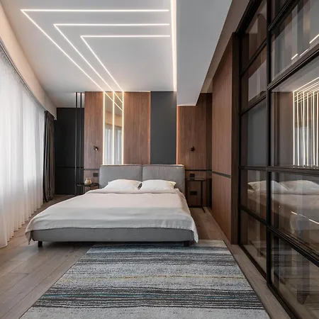 Boudoir Tower - 15th Floor Apartment Cluj-Napoca